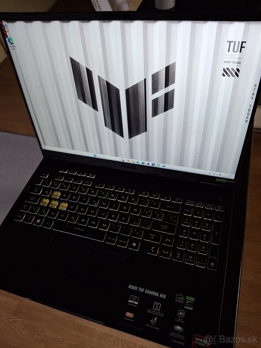 ASUS TUF A16 Ryzen AI 9 HX 370, 16"