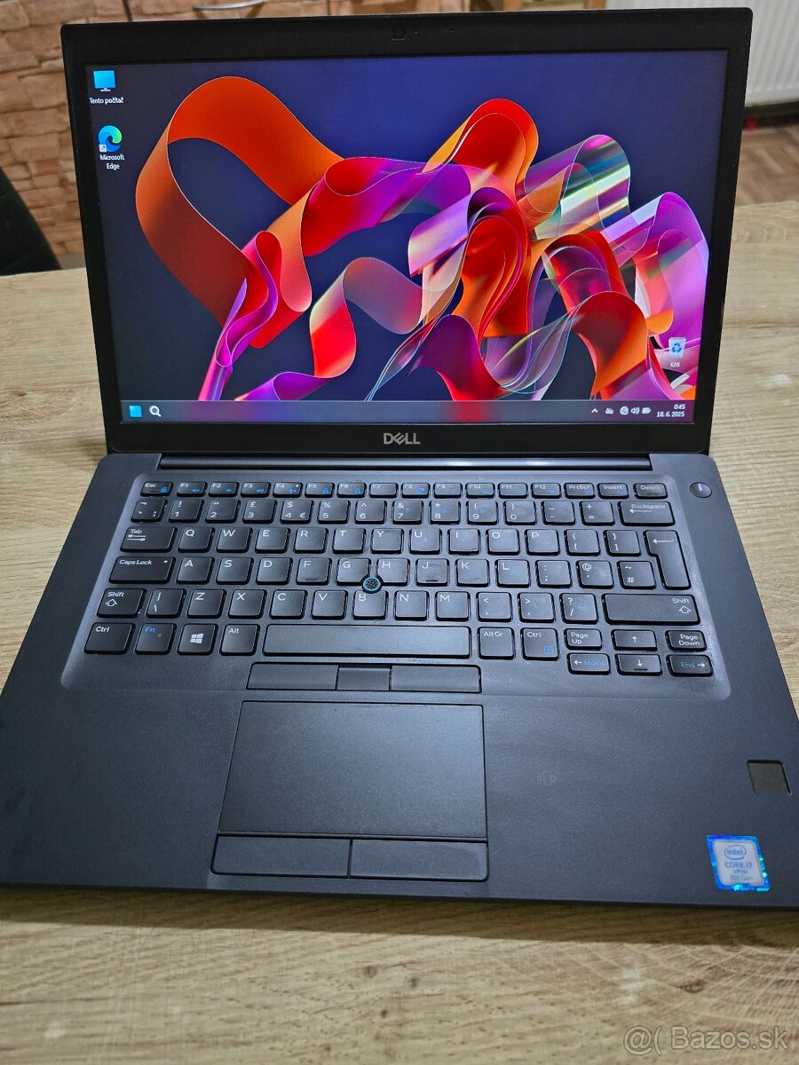 Dell Latitude 7490 s procesorom i7 16gb ram a 256gb ssd disk