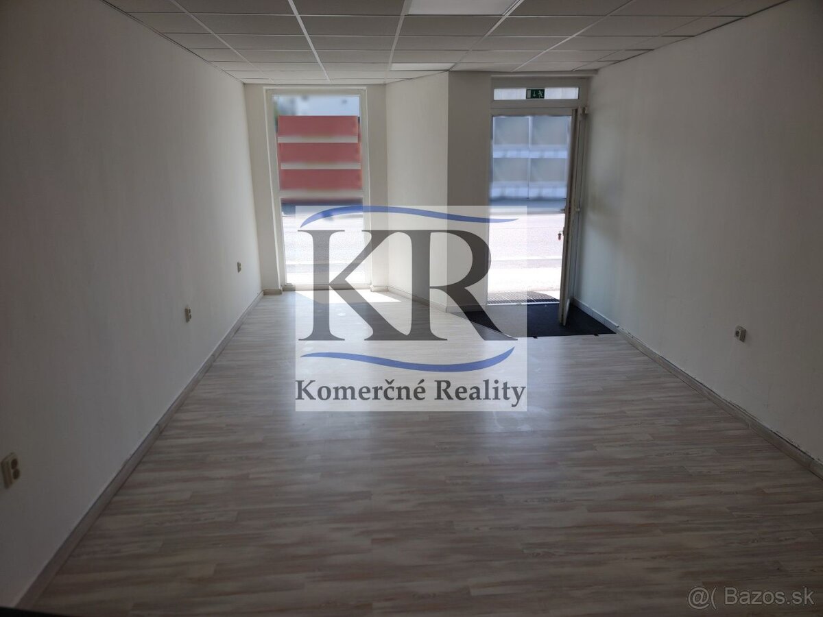 Prenájom komerčného priestoru s výkladom, klimatizáciou a pa