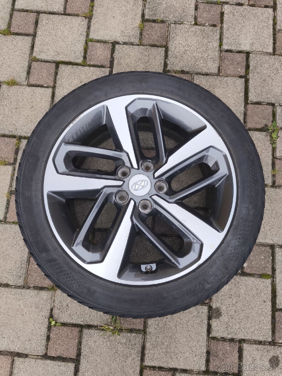 Predám zimné kolesá na Hyundai koná 235/45 r18