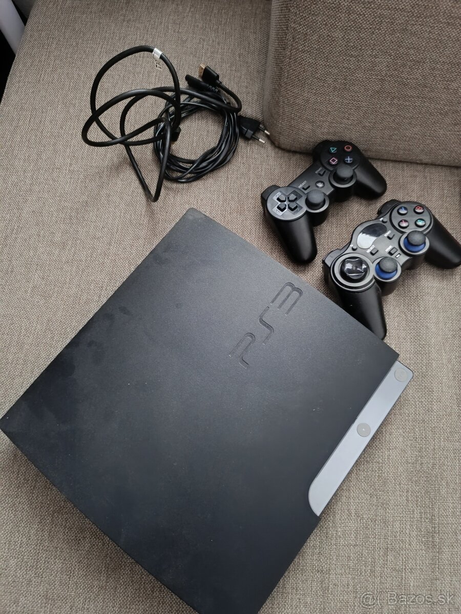 Predám PS3 + hry