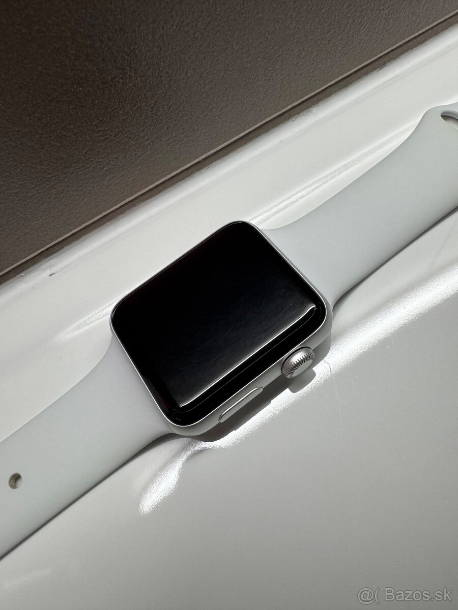 Apple Watch Series 3, 42mm, silver