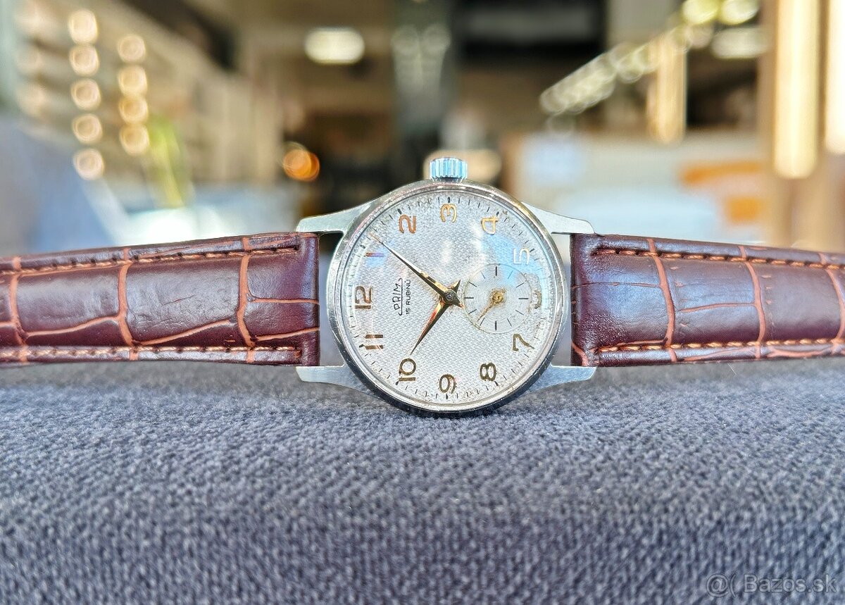 Československé mechanické vintage retro hodinky PRIM Šupináč