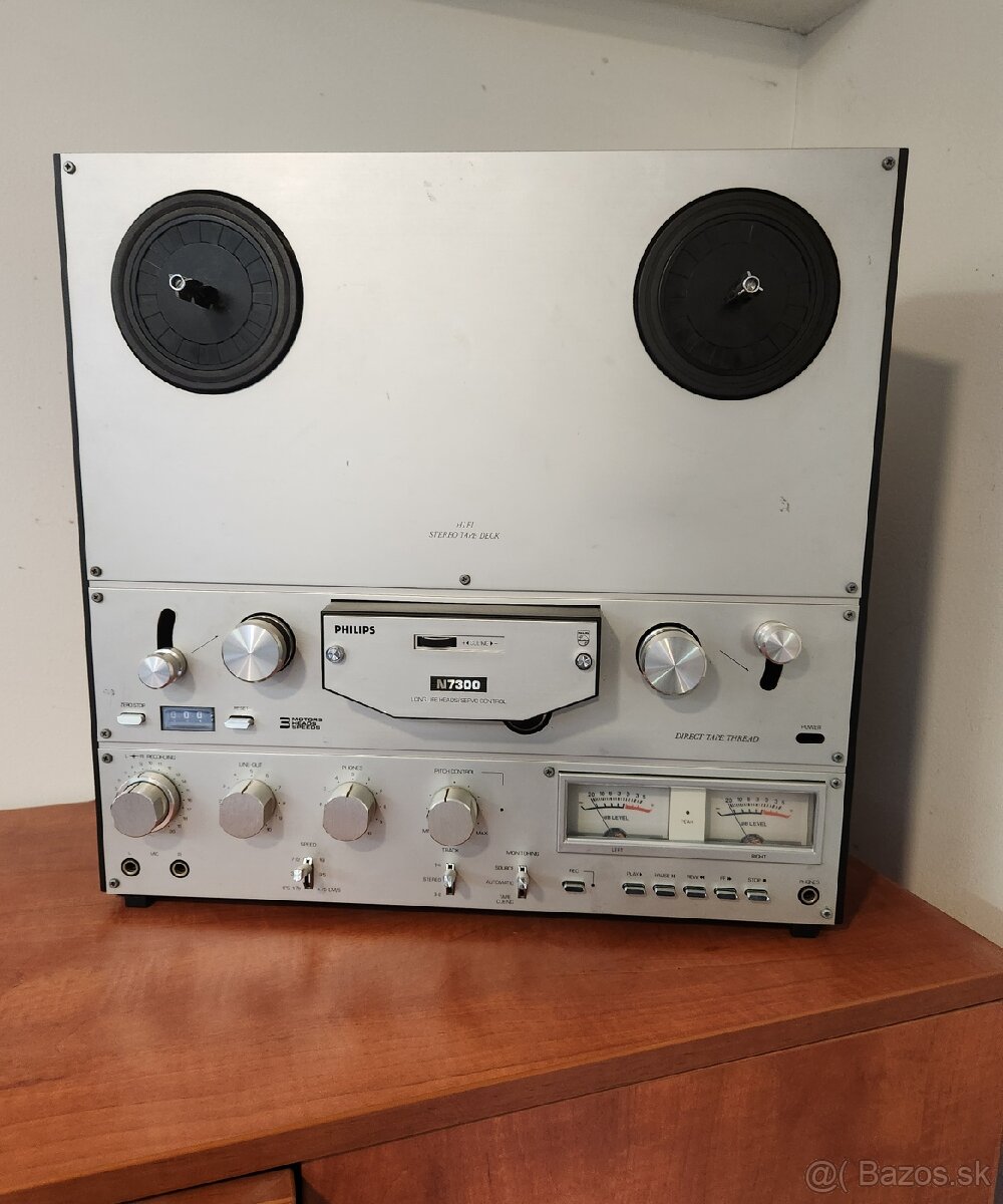 REZERVOVANÉ  Philips N7300 na nahradné diely alebo servis