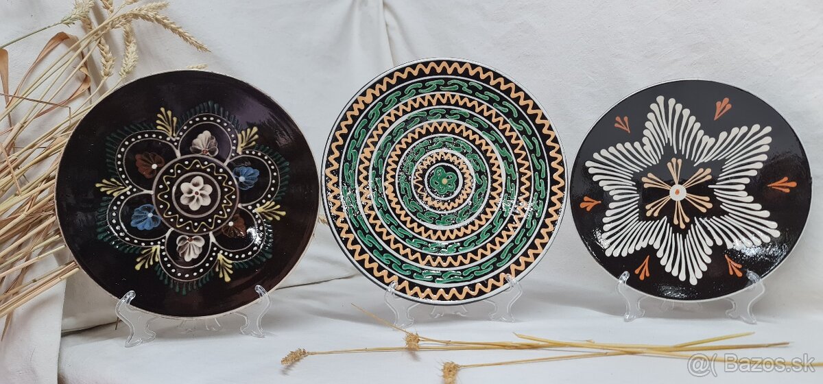 Závesné taniere Pozdišovská keramika 🌷