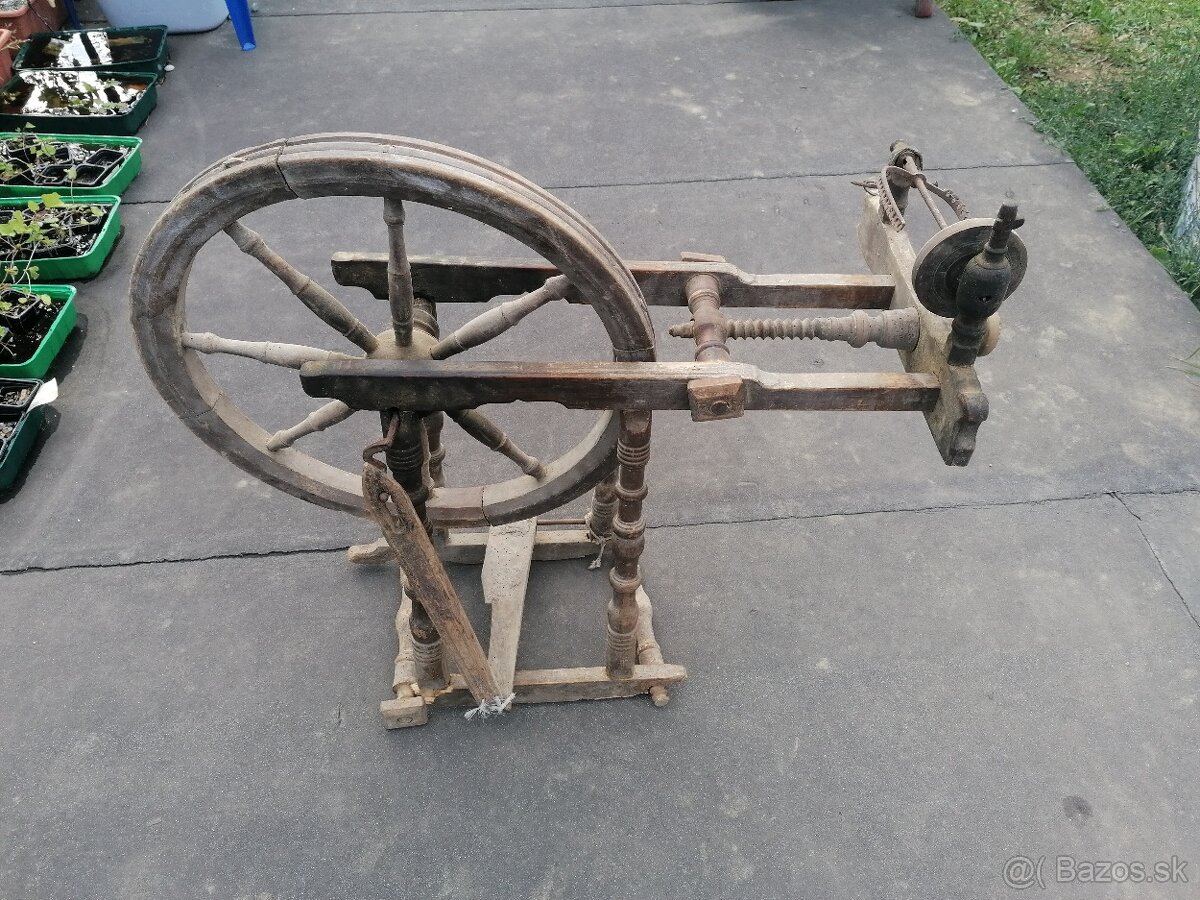 Predám starožitný kolovrátok
