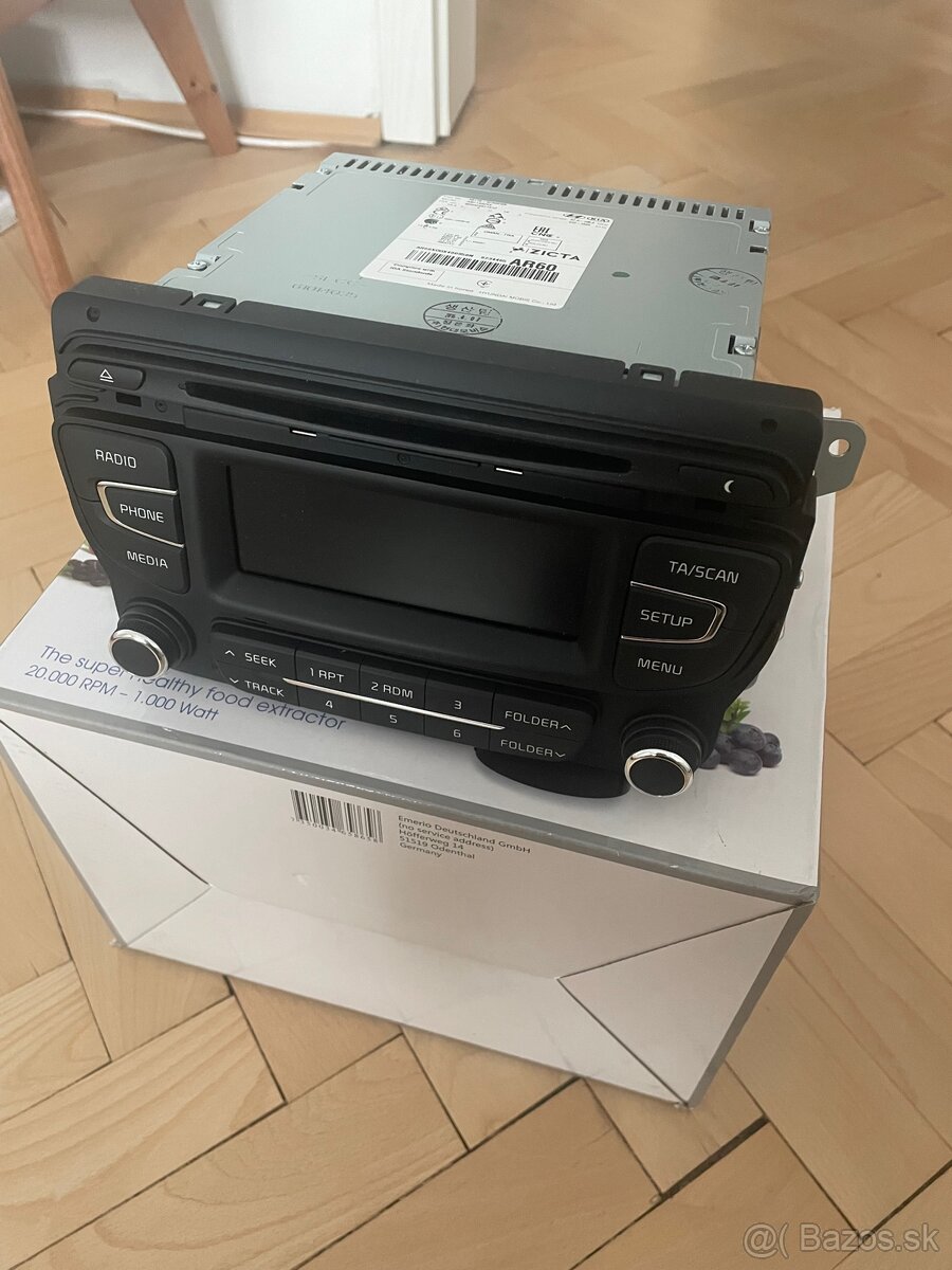 Autorádio do Kia Ceed 2015