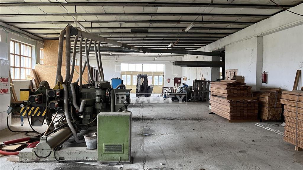 Hala na prenájom, obec Mošovce