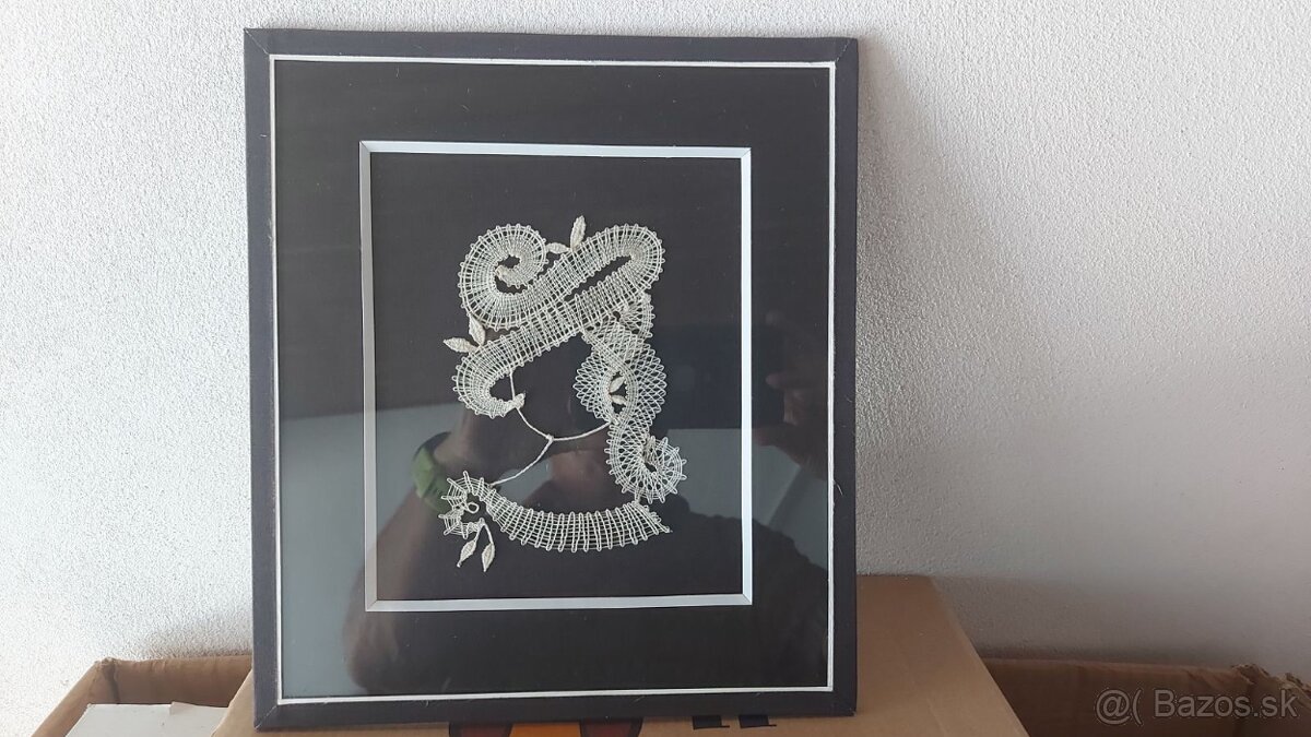 Obrazy s čipkou