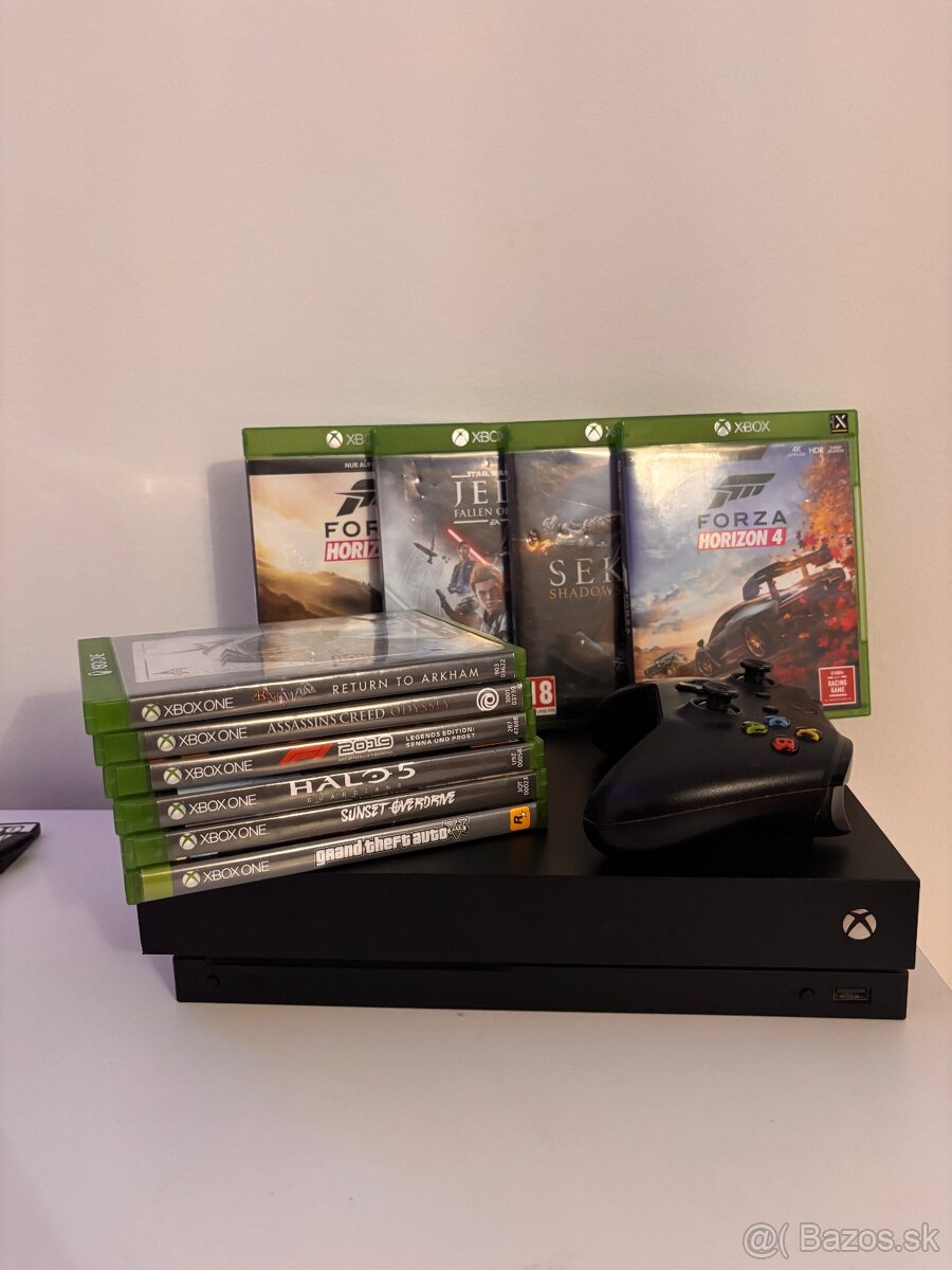 Predam XBOX ONE X 1tb