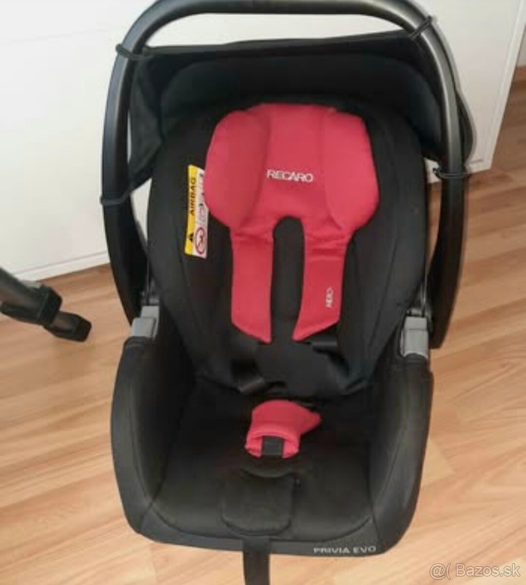 Vajíčko Recaro s isofix základňou