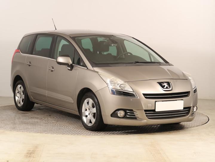 Peugeot 5008 1.6hdi 6/2012 7miest pôvod SR nová STK