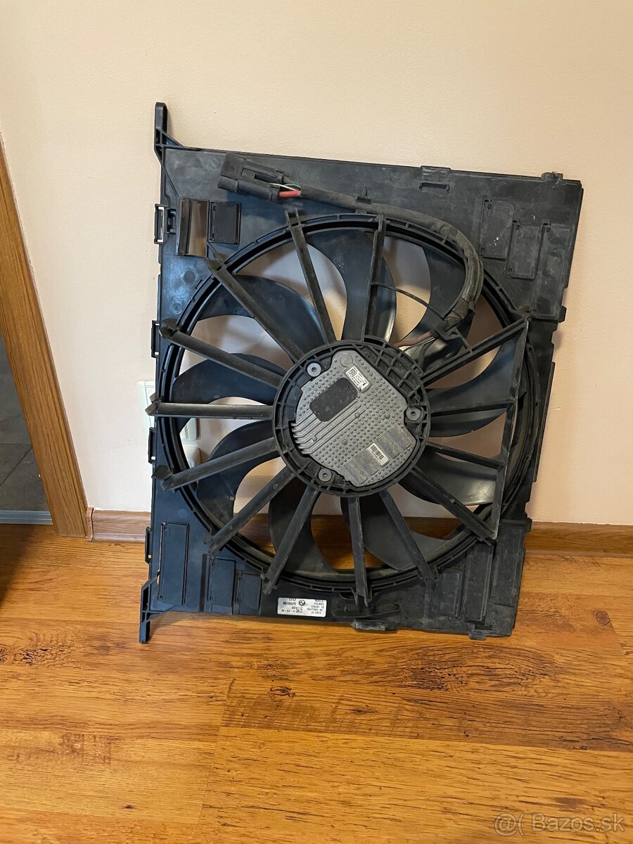 BMW G11,G12, ventilátor chladič 8619625