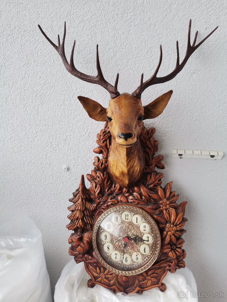 Krásne starožitné hodiny - jeleň, 70 cm vysoké