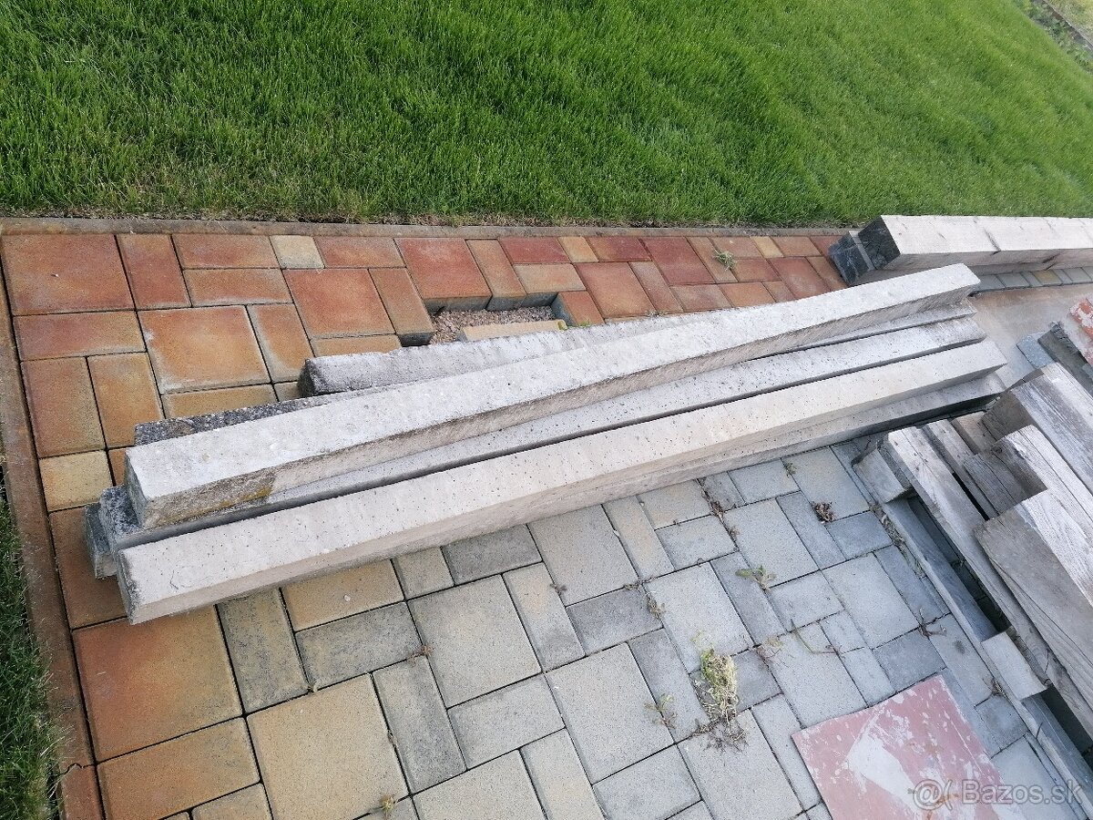 Darujem betónové stlpy