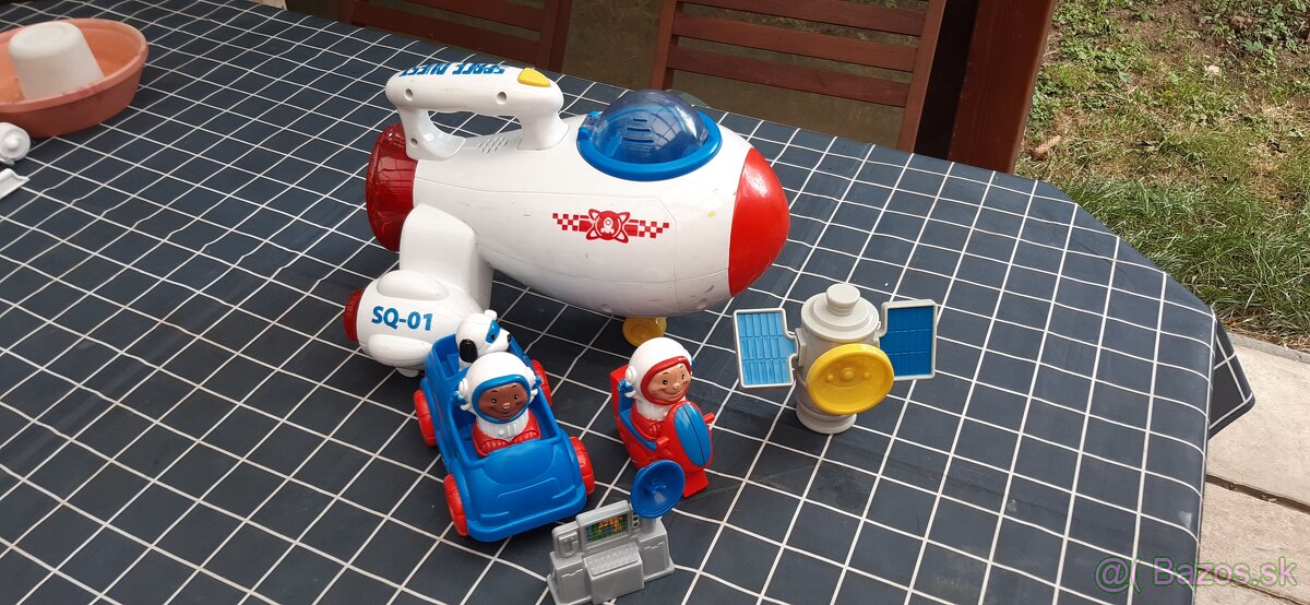 Raketa s príslušenstvom