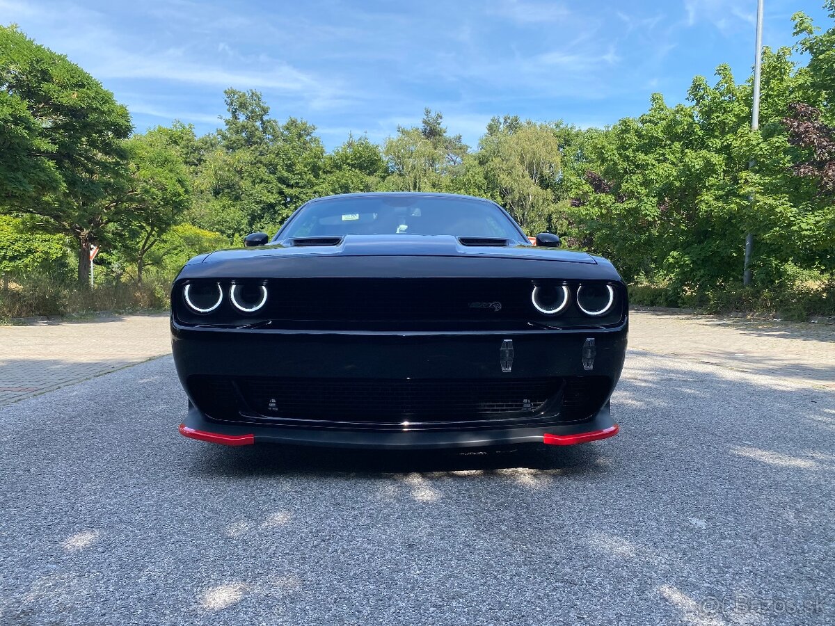 Dodge Challenger 5.7 Hemi V8 Super Track Pack