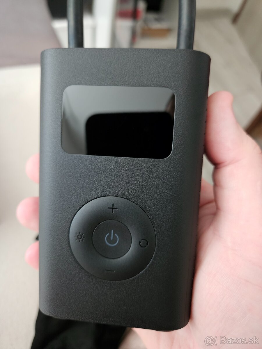 xiaomi portable electric air compressor 2