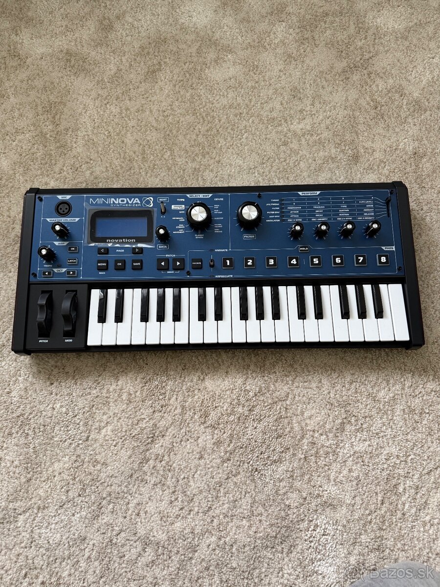 Novation MiniNova