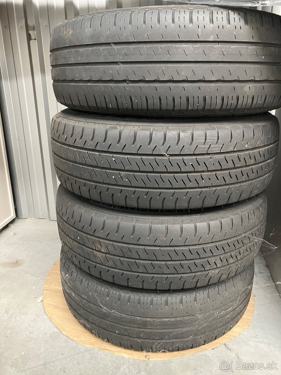Zimne pneumatiky 205/65 R 16 C