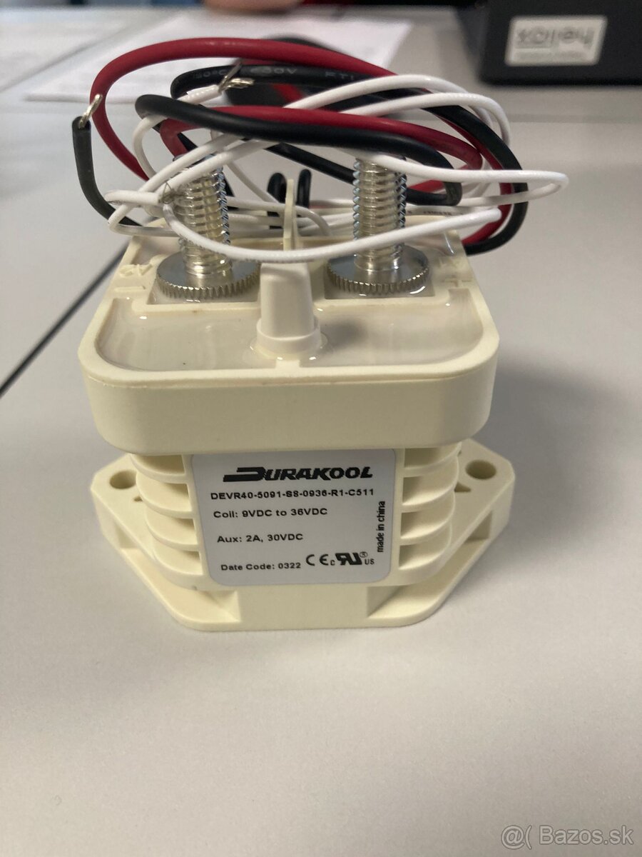 Stýkač/relé na jednosmerný prúd 600A 1000V pre FVE