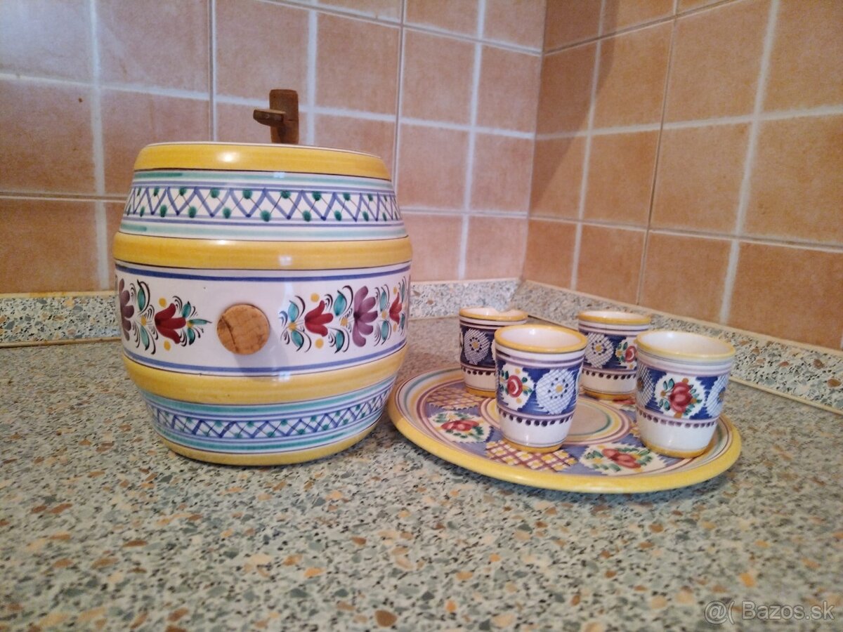 Modranska keramika original - sudok na vino + pohariky
