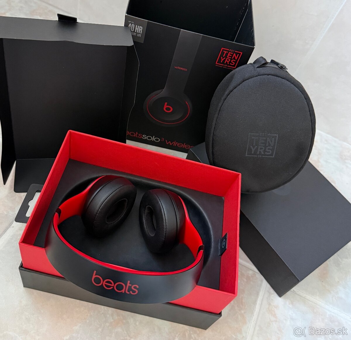 Slúchadlá Beats Solo3 Wireless - vyvzdorované čierno/červené