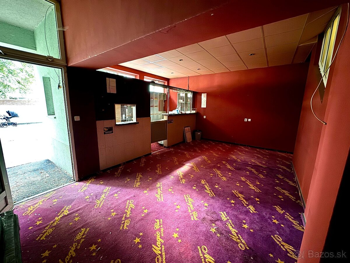 Prenájom - Obchodný priestor 129m2 - Poprad centrum