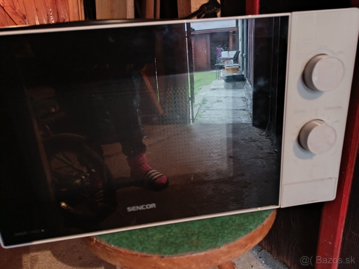 Mikrovlnka SENCOR