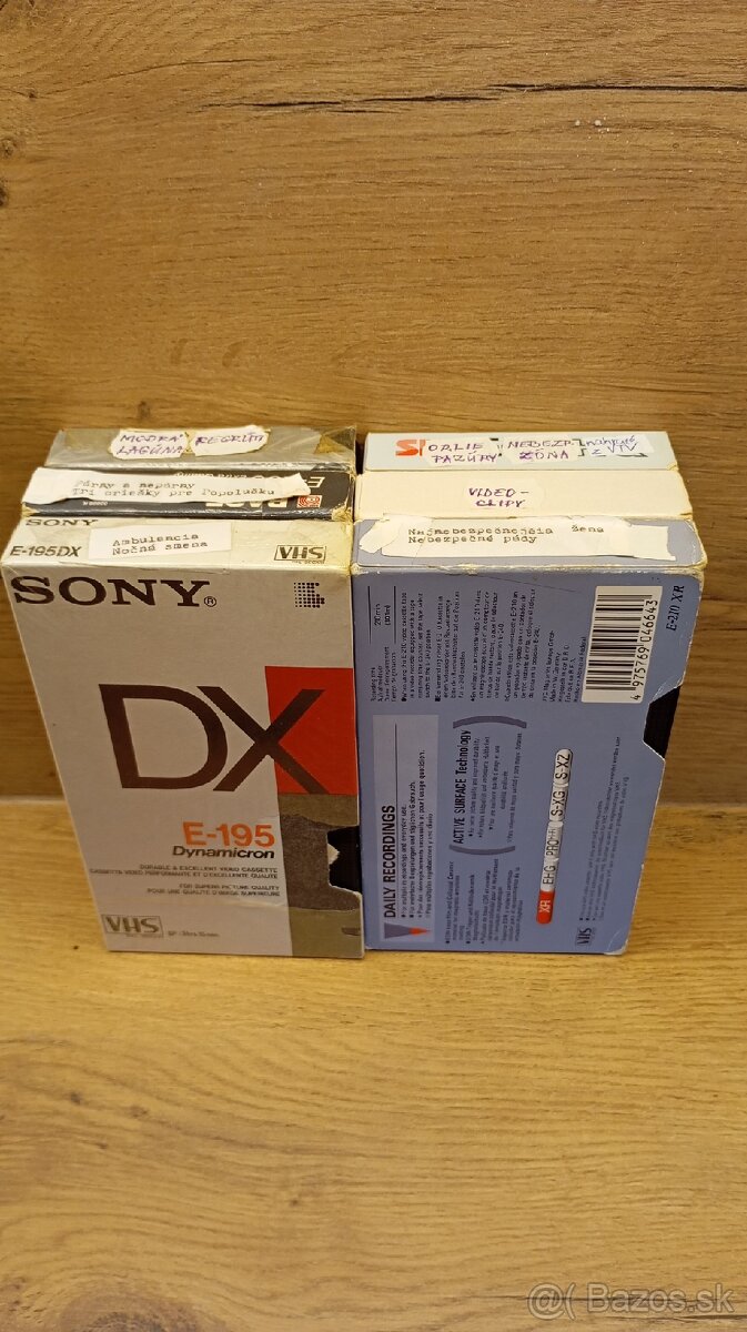 staré VHS kazety
