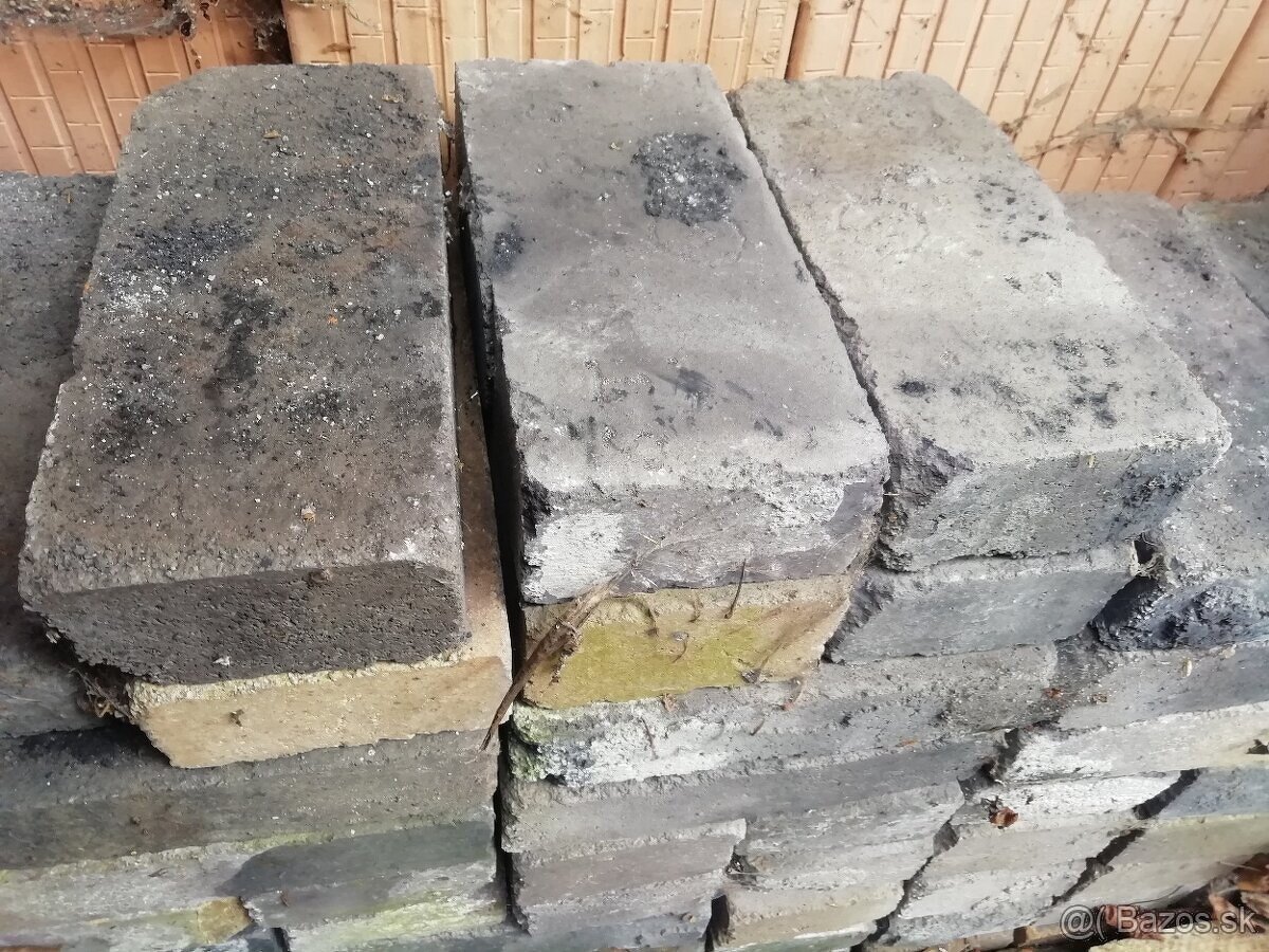 Predám šamotové tehly