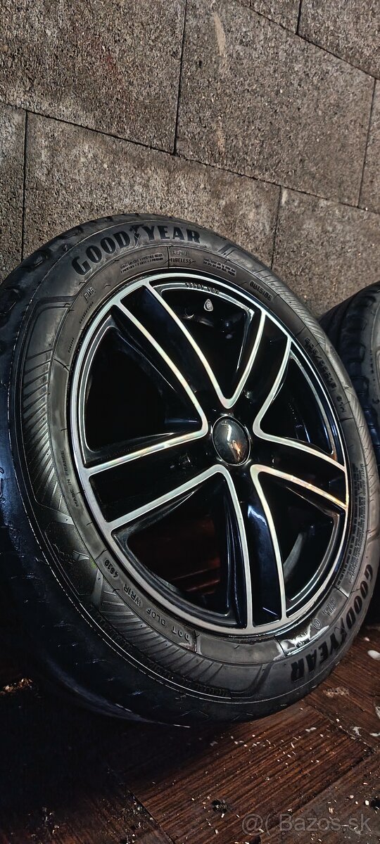 5x114,3. Hyundai , Mazda . Elektróny