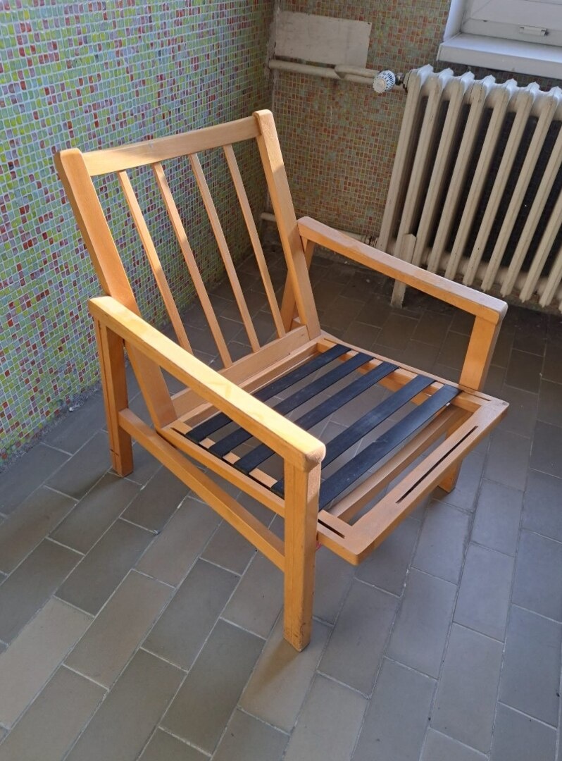 dřevěné židle/křesla