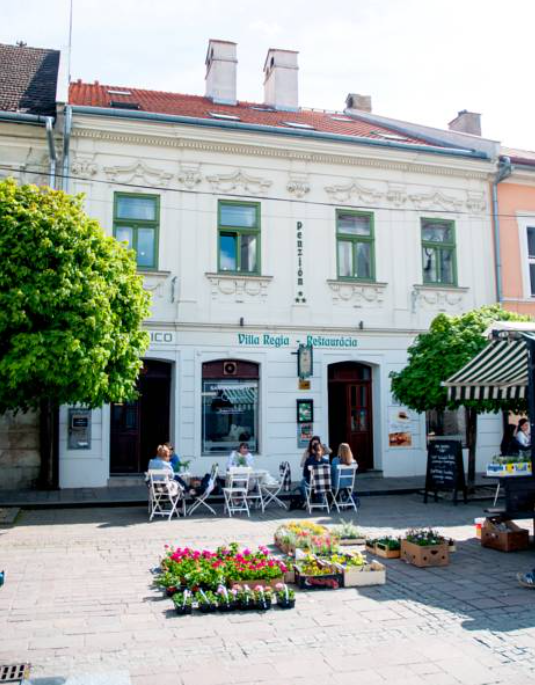 POMOCNÁ SILA DO KUCHYNE (víkendy)