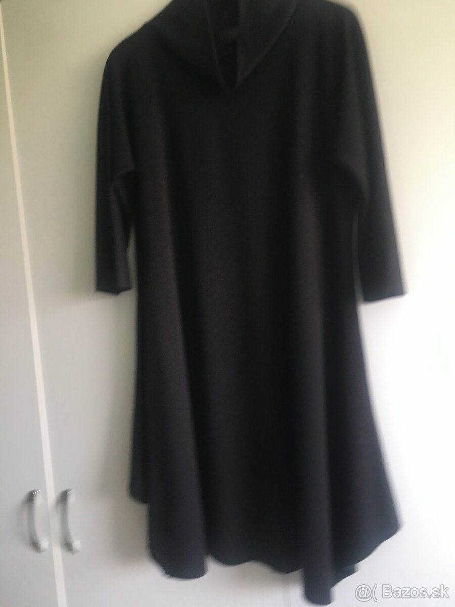 Čierne talianske šaty