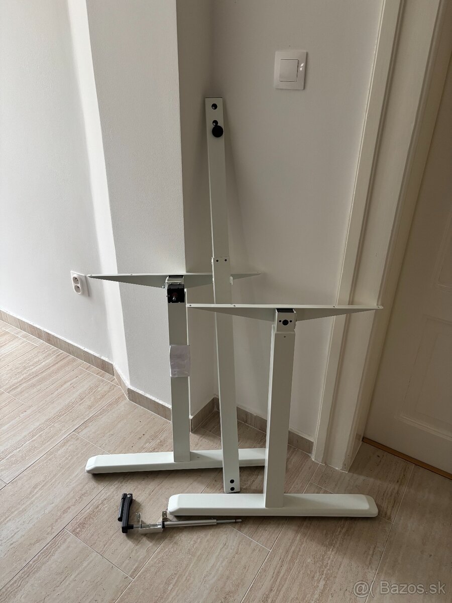 AlzaErgo Table ET3