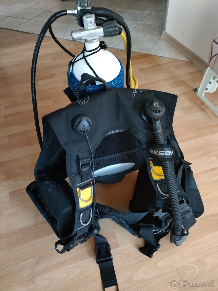 Krídlo Cresi 111R s fľašou a automatikou