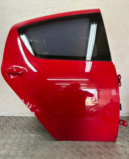 Toyota Aygo I 2005- pravé zadné dvere