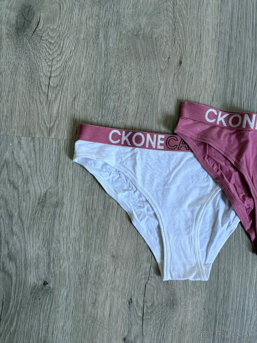 Calvin klein nohavicky