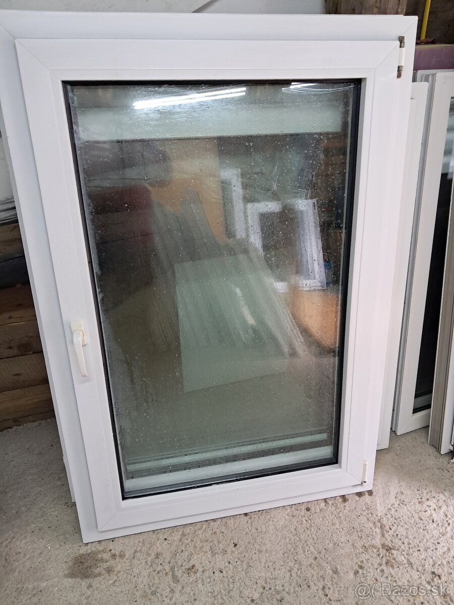 Predám plastove okna 90 x 120 cm a 100 x 145 cm