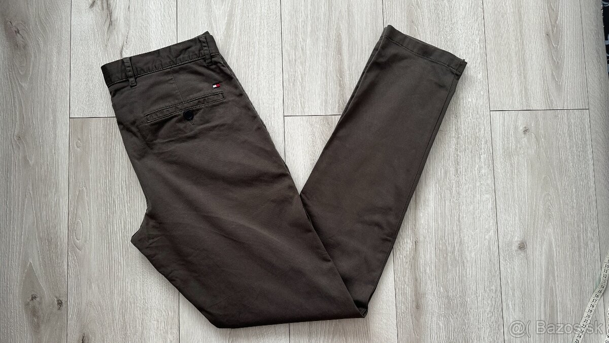 Pánske chino nohavice Tommy HILFIGER - veľkosť 32/34