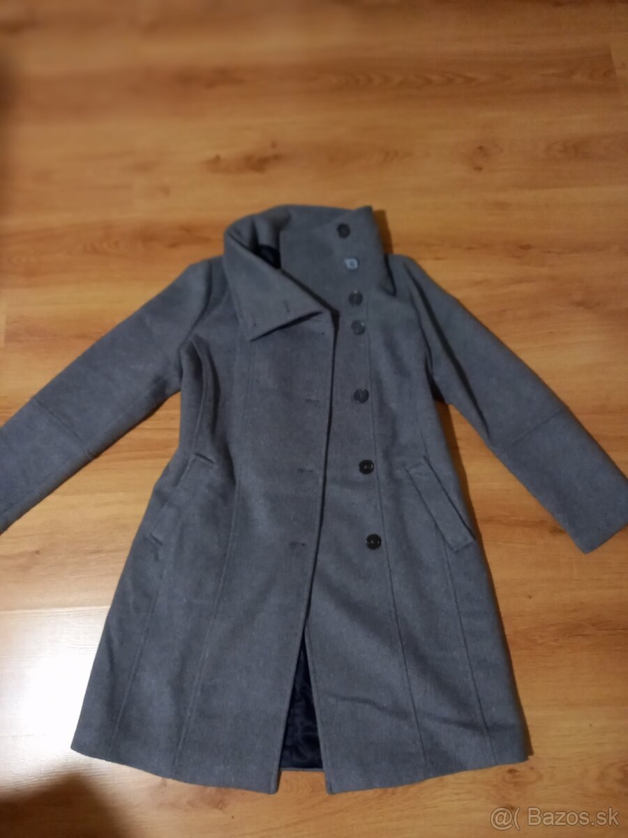 sOliver kabat c. 40 sivy