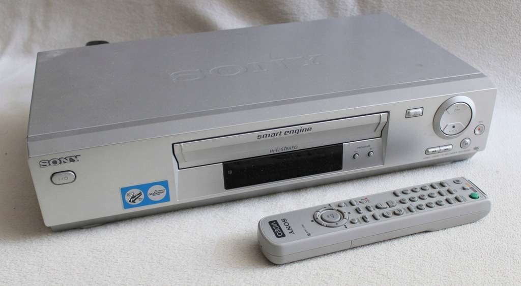 SONY SLV-SE730 ... HIFI STEREO 6 HEAD videorekorder....