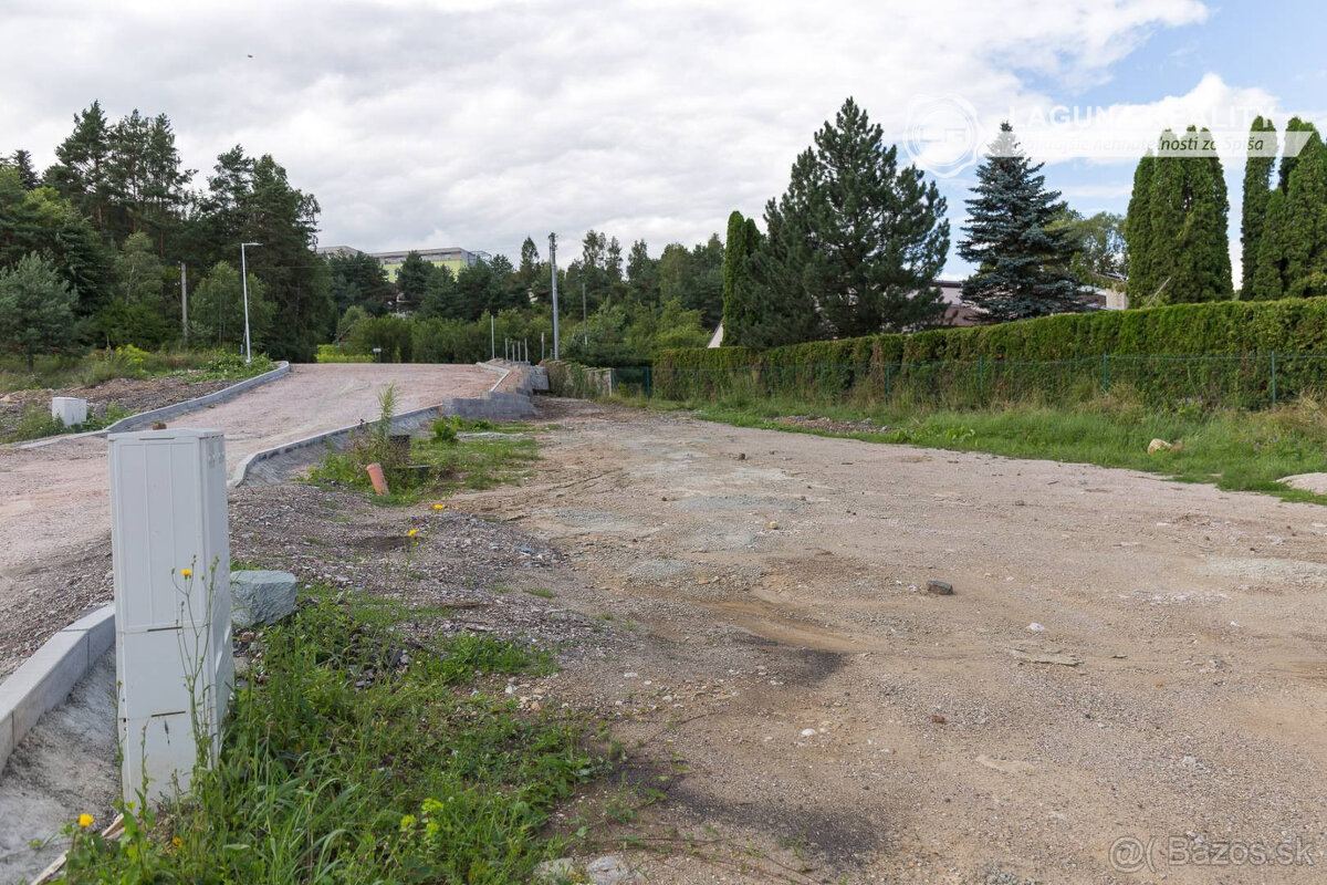 TOP PONUKA Stavebný pozemok (609 m2) Ferčekovce SNV