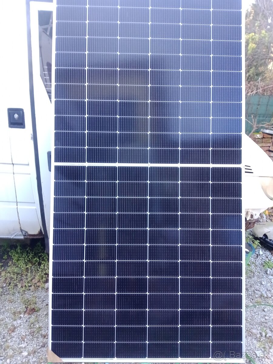 Fotovoltaicky solarny panel 570w (713Wp)