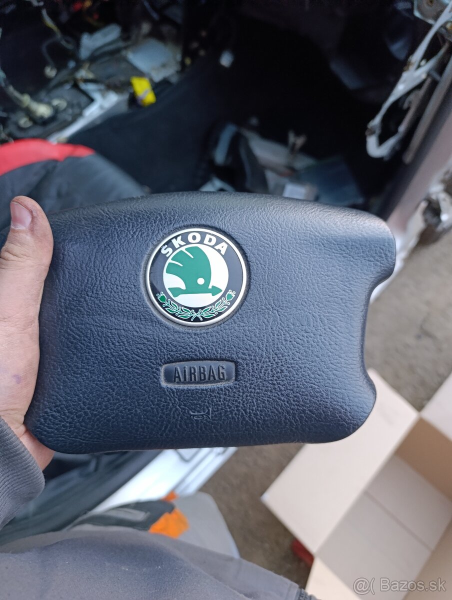 Airbag škoda superb 1
