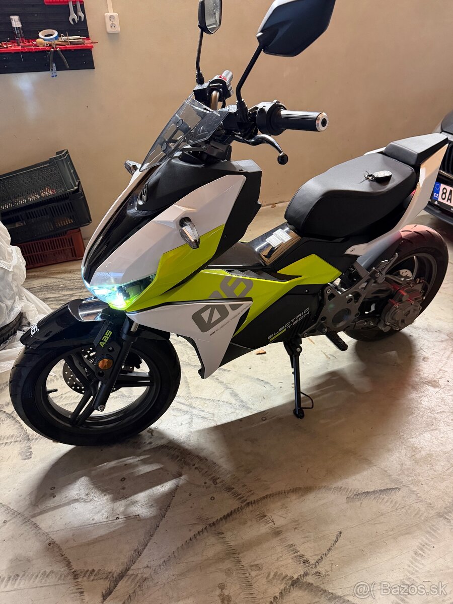 FELO 01