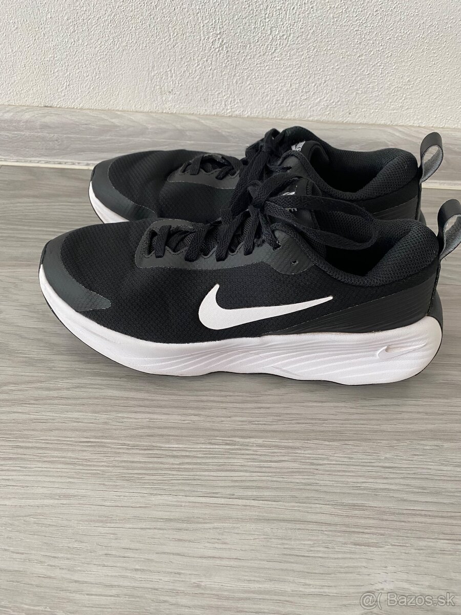Nike promina 40,5