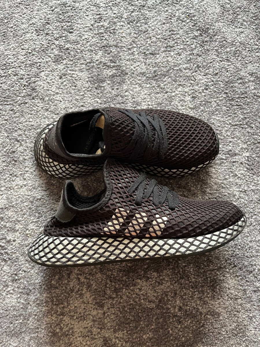 Adidas Deerupt Runner, velikost 37 1/3....