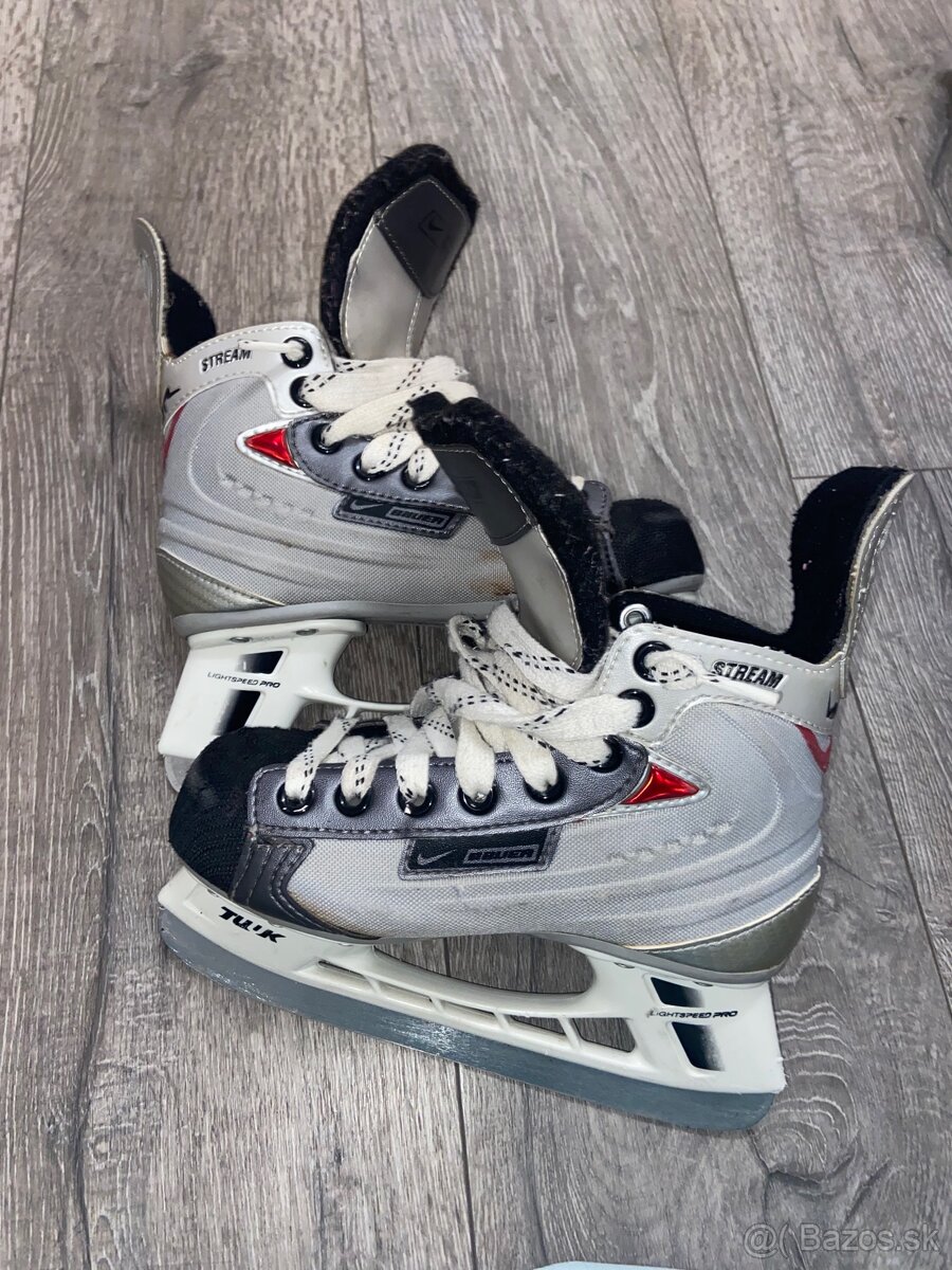 Nike Bauer Vapor Stream